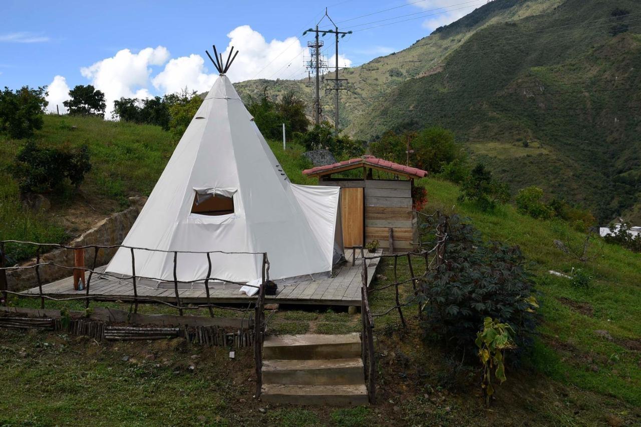 Hostal Las Valkirias Matanza Exterior photo