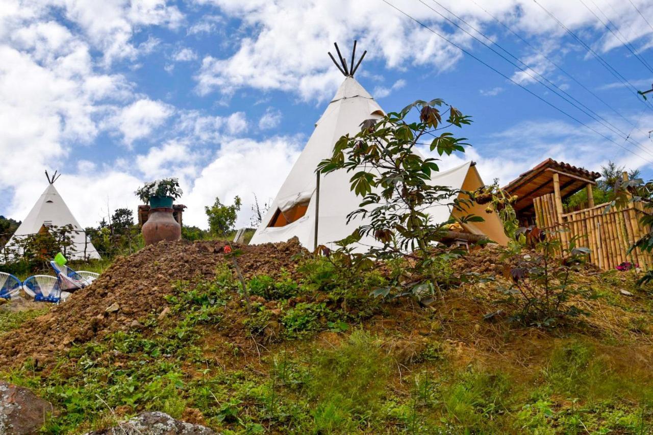 Hostal Las Valkirias Matanza Exterior photo